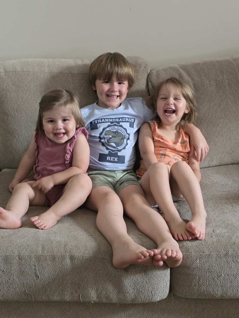 CLOSET FUNDRAISER URGENT REQUEST SALE!!